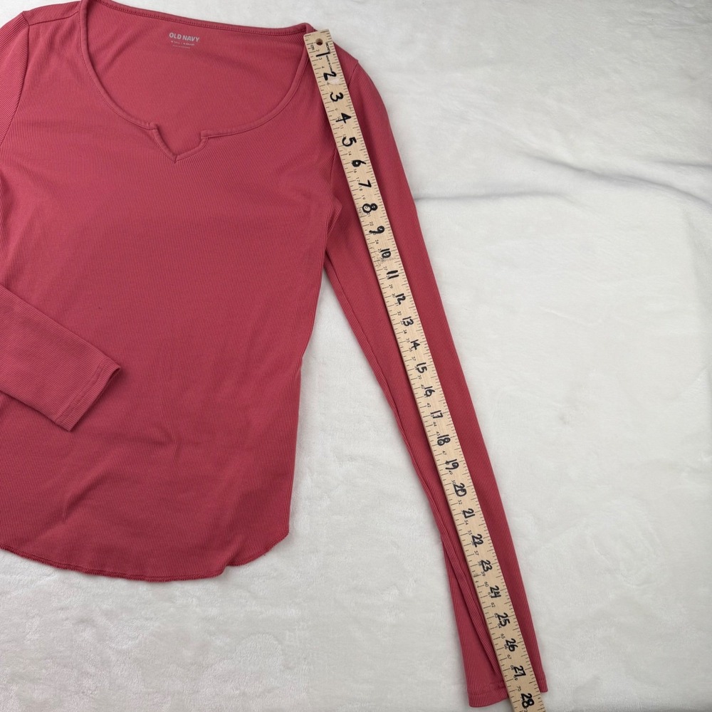 Old Navy Long Sleeve Top Split Neck Ribbed Knit Curved Hem Rose Pink Tall Size M - Picture 6 of 16